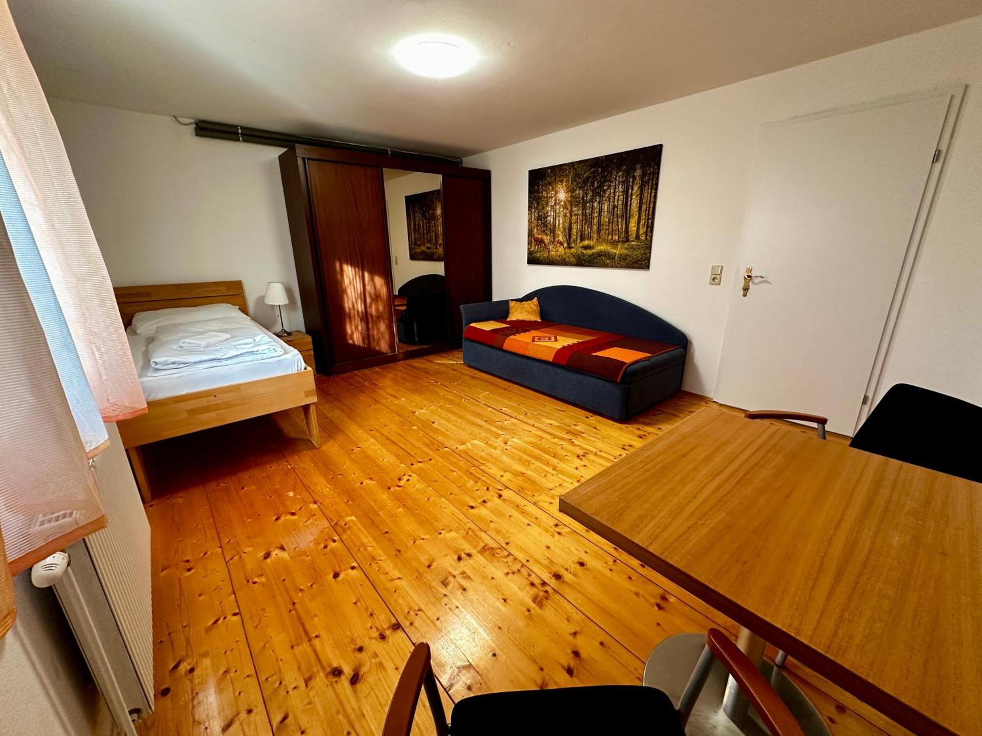 Ajo - Family House With Free Parking - Self-check-in Viena